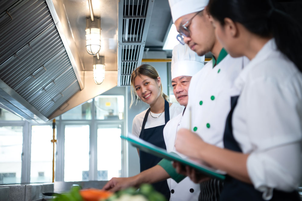 Work in Top Restaurants in Malaysia and Abroad